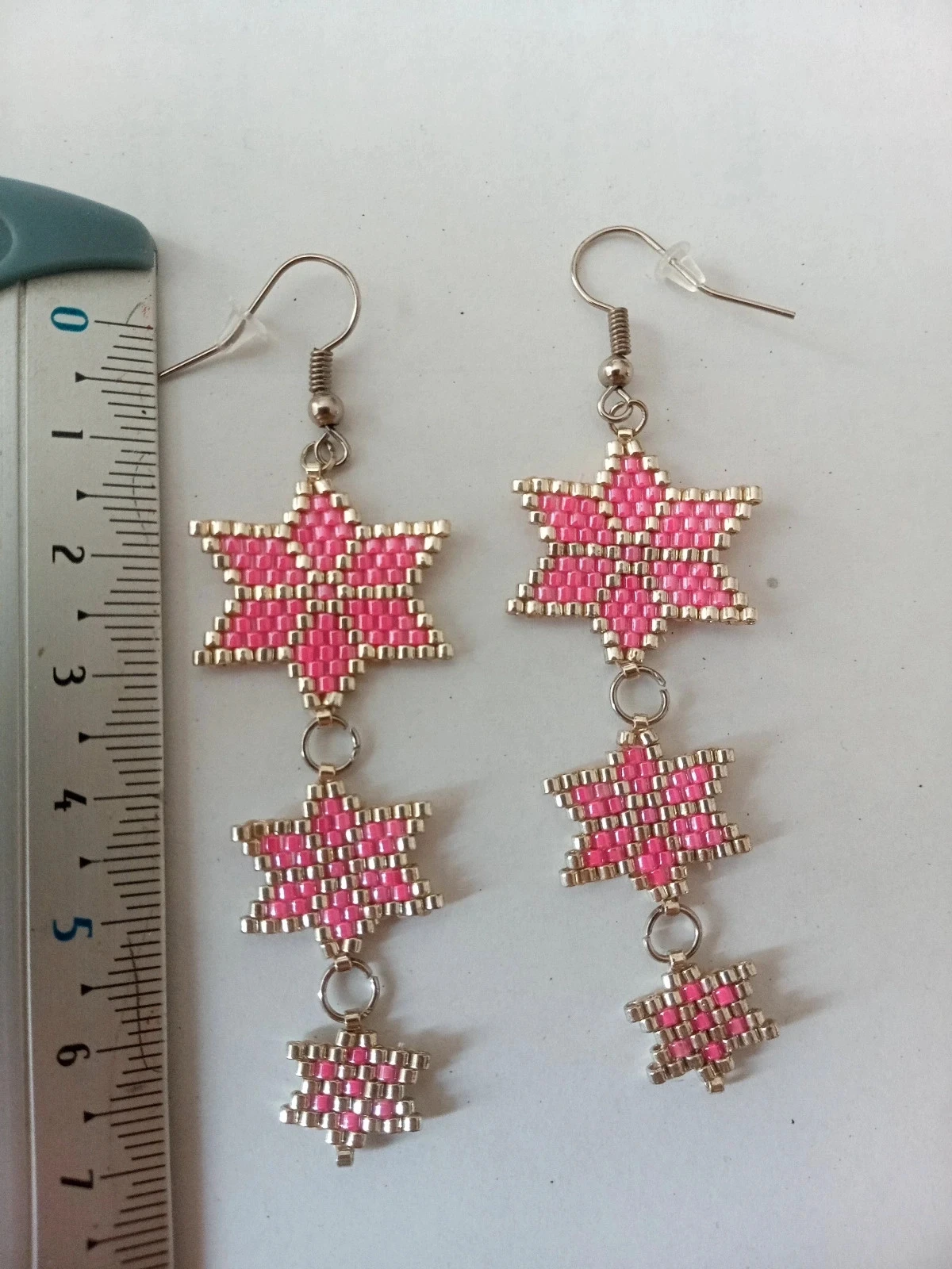 Roze en zilveren sterren oorbellen met Miyuki delica kralen – photo 5
